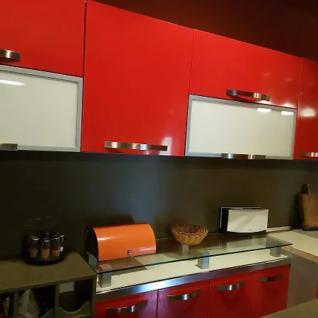 Pensión For Tourist Golem (Tirana)